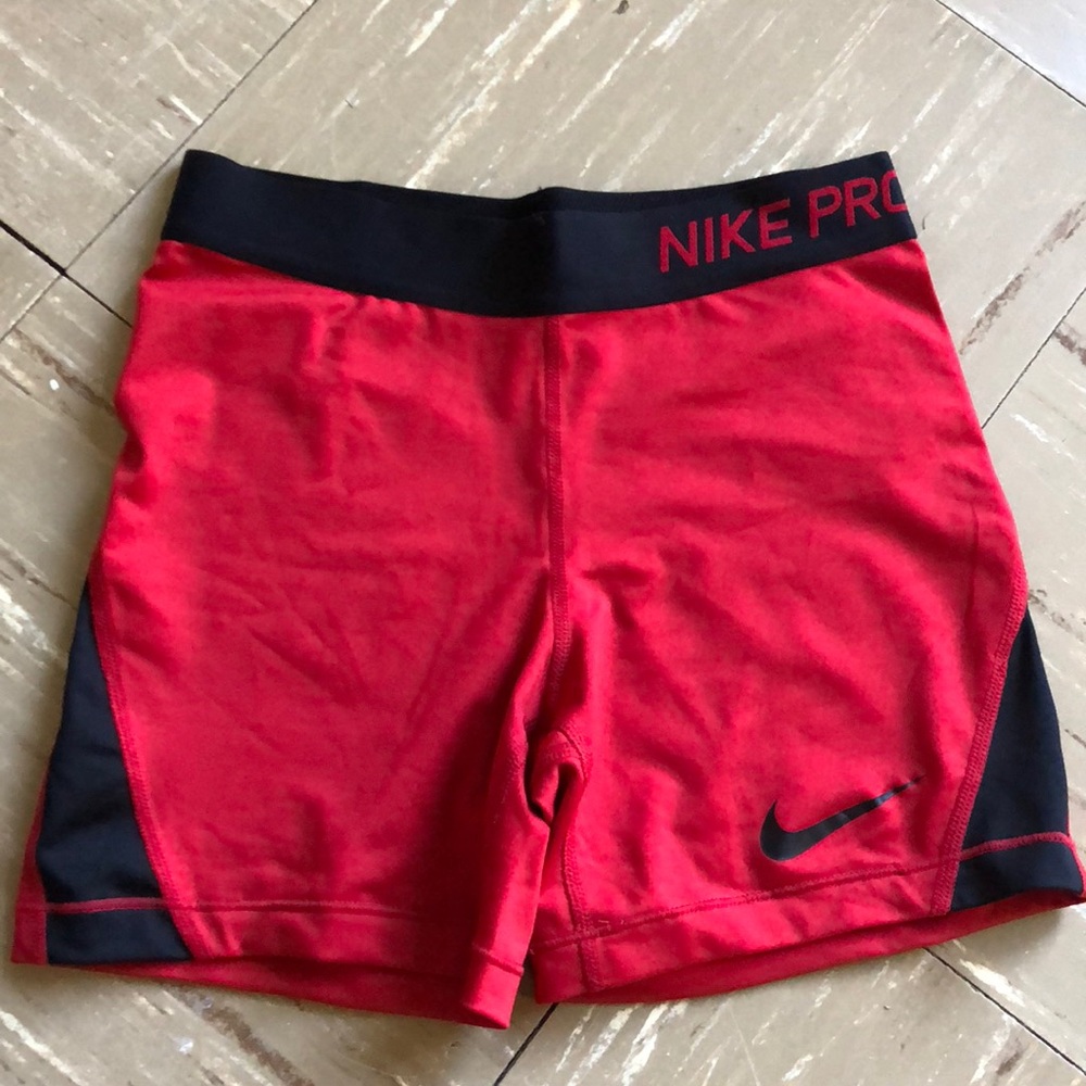 Nike pro short